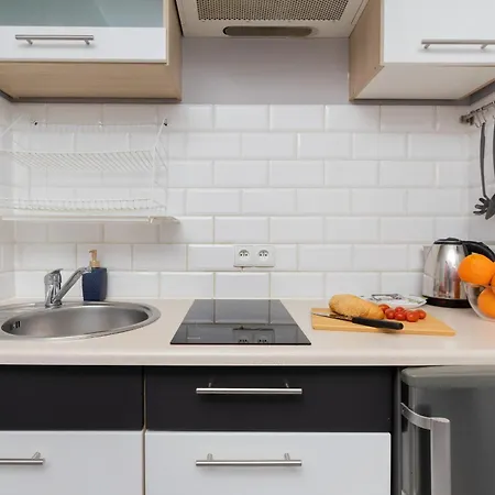 Dworska Close To The By Renters